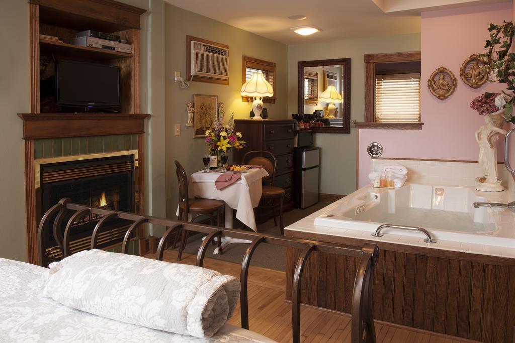 Westby House Inn ภายนอก รูปภาพ