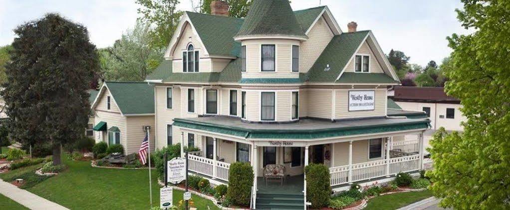 Westby House Inn ภายนอก รูปภาพ