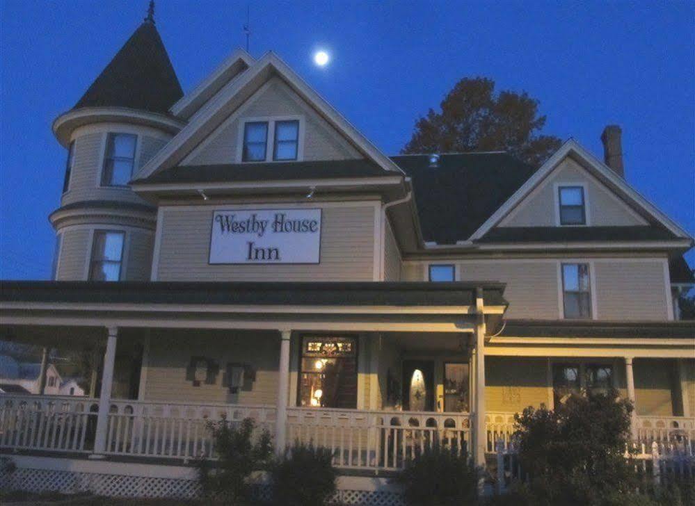 Westby House Inn ภายนอก รูปภาพ